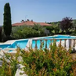 Rolls - Porzione Di Con Piscina,giardino E Parcheggi Villa *