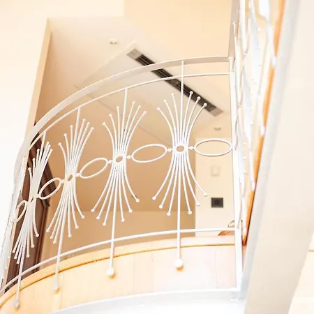 فيلة Rolls - Porzione Di Con Piscina,giardino E Parcheggi *