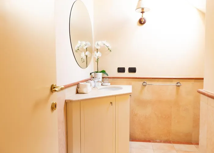 Rolls - Porzione Di Con Piscina,giardino E Parcheggi