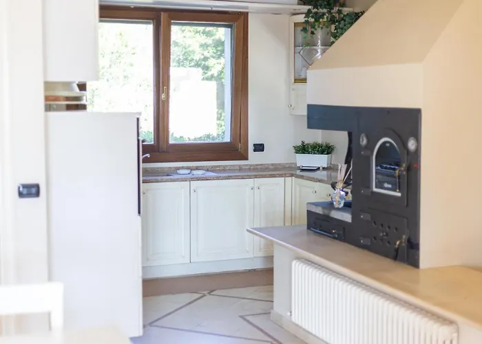 Rolls - Porzione Di Con Piscina,giardino E Parcheggi * Riccione