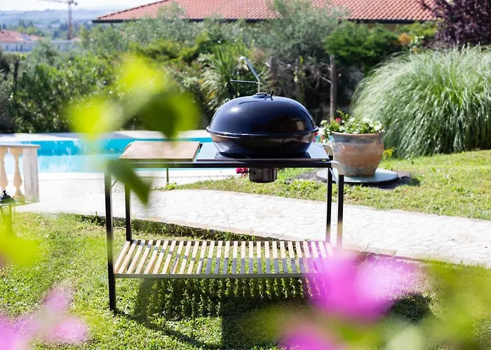 Villa Rolls - Porzione Di Con Piscina,giardino E Parcheggi *