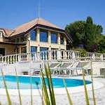 Rolls - Porzione Di Con Piscina,giardino E Parcheggi * Riccione
