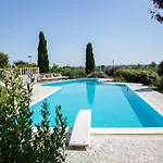 Vila Rolls - Porzione Di Con Piscina,giardino E Parcheggi *