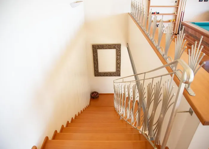 Rolls - Porzione Di Con Piscina,giardino E Parcheggi * Riccione