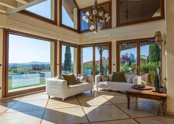 Rolls - Porzione Di Con Piscina,giardino E Parcheggi Вилла Риччоне