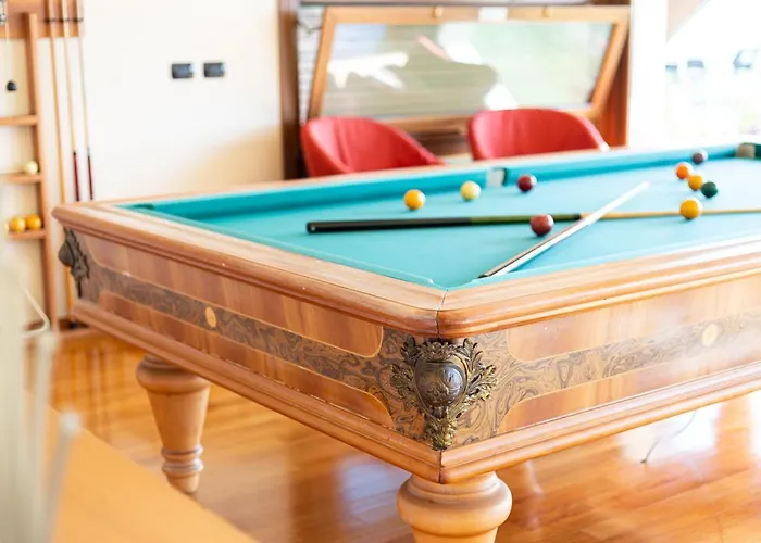 Rolls - Porzione Di Con Piscina,giardino E Parcheggi * Riccione